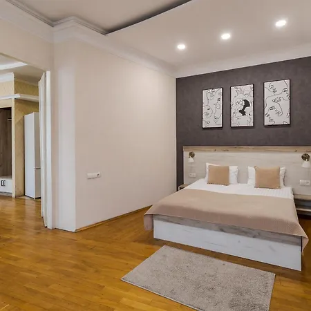 Demar Herzena * לבוב